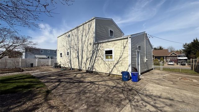 211 4th Avenue, West Babylon, NY 11704