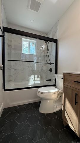 211 4th Avenue, West Babylon, NY 11704