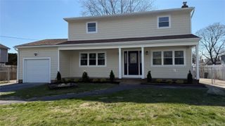 211 4th Avenue, West Babylon, NY 11704