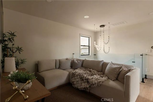 6829 E Parapet, Long Beach, CA 90808