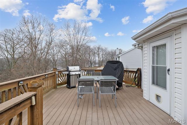 1951 Fox Pointe Drive, Arnold, MO 63010