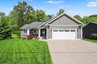 2006 Lake Avenue, Muskegon, MI 49445