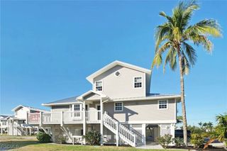 2258 Palm AVE, St James City, FL 33956