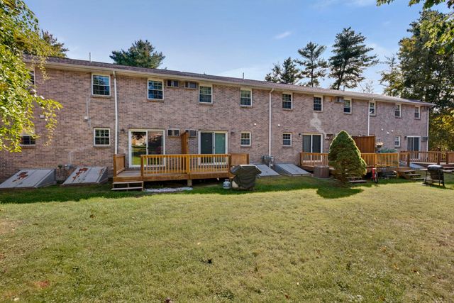 45 Fieldstone Drive, Londonderry, NH 03053