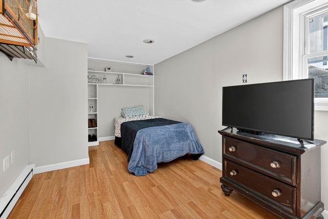17 Estes, Everett, MA 02149