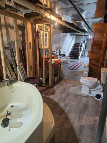 1829 Bullock Road, Bay City, MI 48708