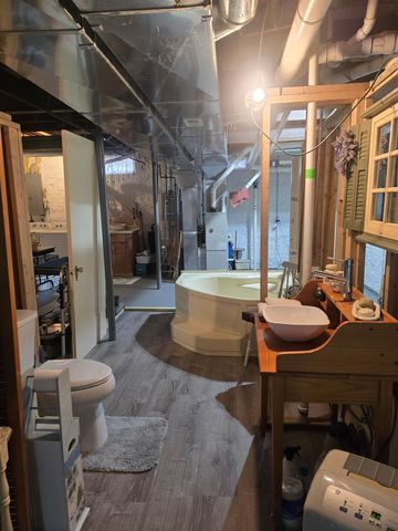 1829 Bullock Road, Bay City, MI 48708