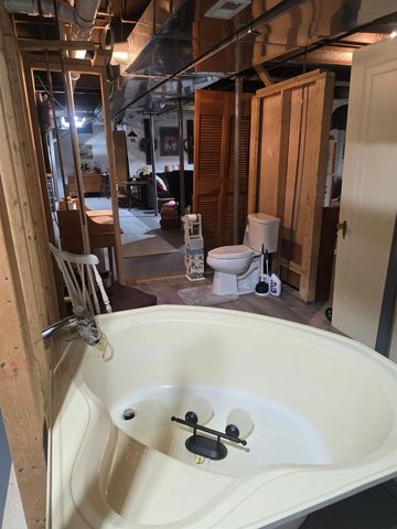 1829 Bullock Road, Bay City, MI 48708