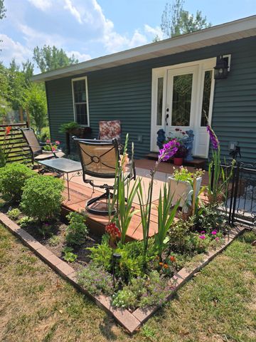 1829 Bullock Road, Bay City, MI 48708