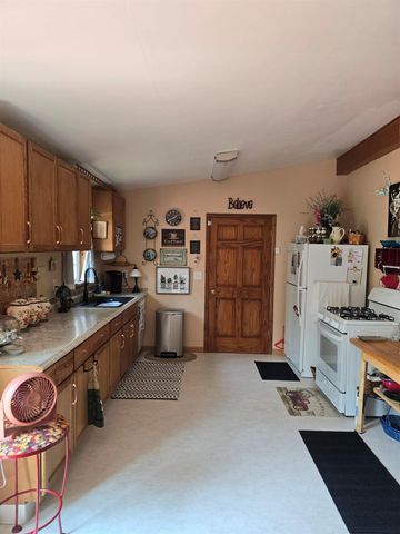 1829 Bullock Road, Bay City, MI 48708