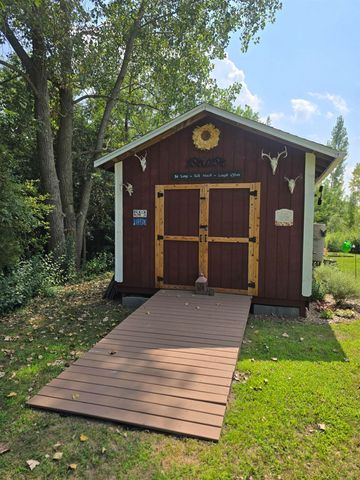 1829 Bullock Road, Bay City, MI 48708