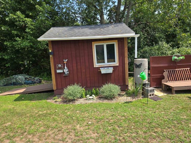 1829 Bullock Road, Bay City, MI 48708