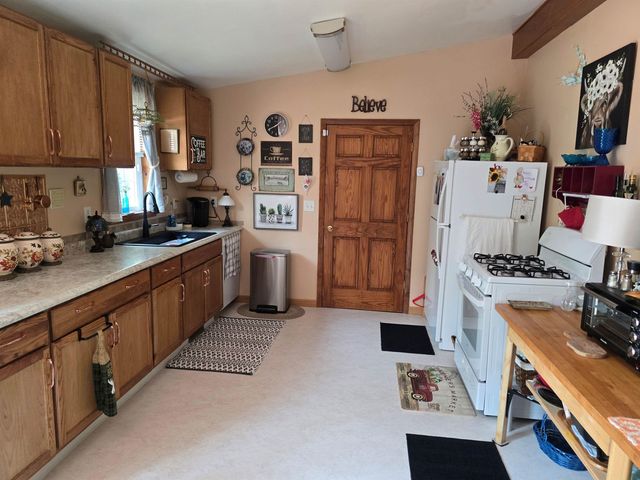 1829 Bullock Road, Bay City, MI 48708