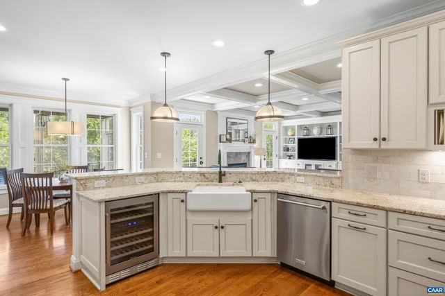 6859 BIRMINGHAM DR, Crozet, VA 22932