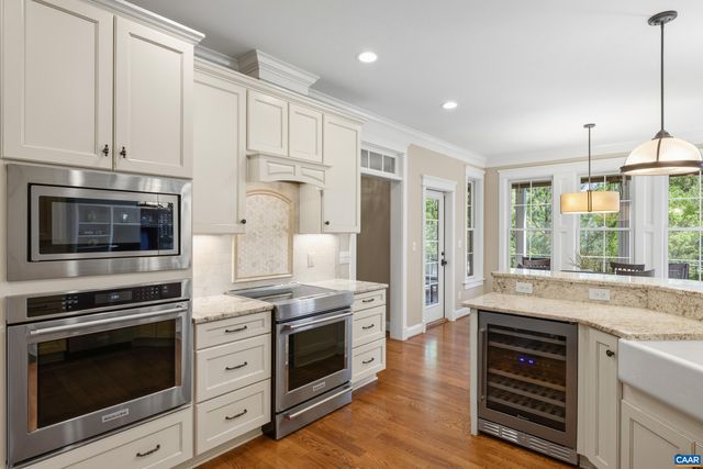 6859 BIRMINGHAM DR, Crozet, VA 22932