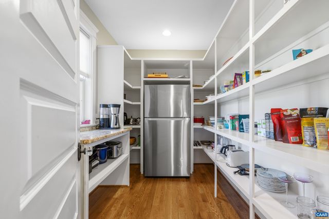 6859 BIRMINGHAM DR, Crozet, VA 22932