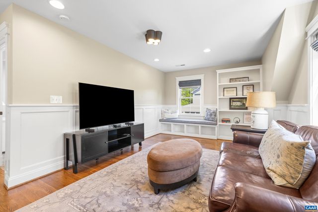6859 BIRMINGHAM DR, Crozet, VA 22932