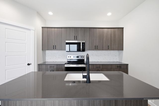 3077 E Mossy Creek Dr, Kuna, ID 83634