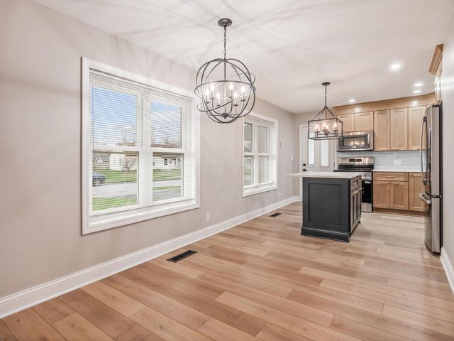 7238 Saratoga Avenue, Reynoldsburg, OH 43068