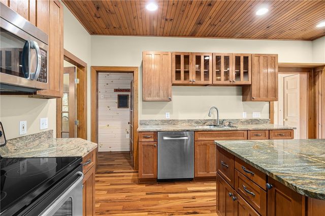 900 South Road, East Greenwich, RI 02818