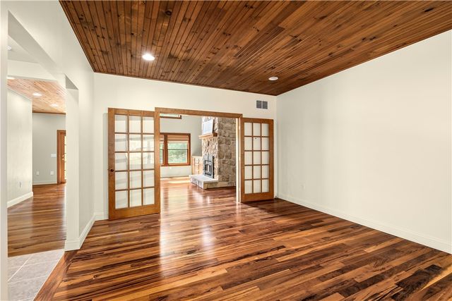 900 South Road, East Greenwich, RI 02818