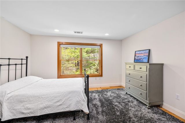 900 South Road, East Greenwich, RI 02818