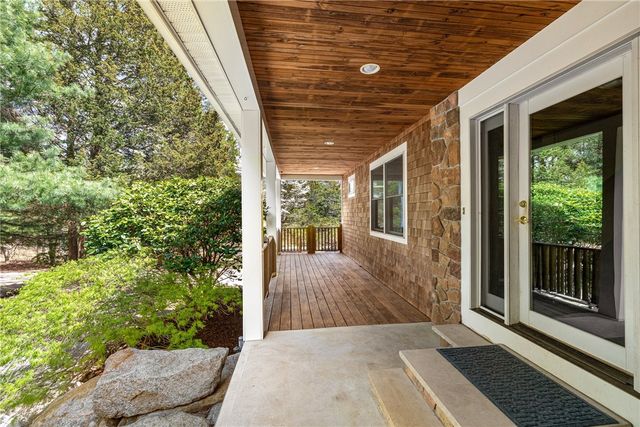 900 South Road, East Greenwich, RI 02818