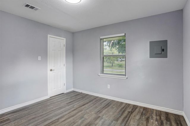 1708 Woodcrest DR, Granite Shoals, TX 78654