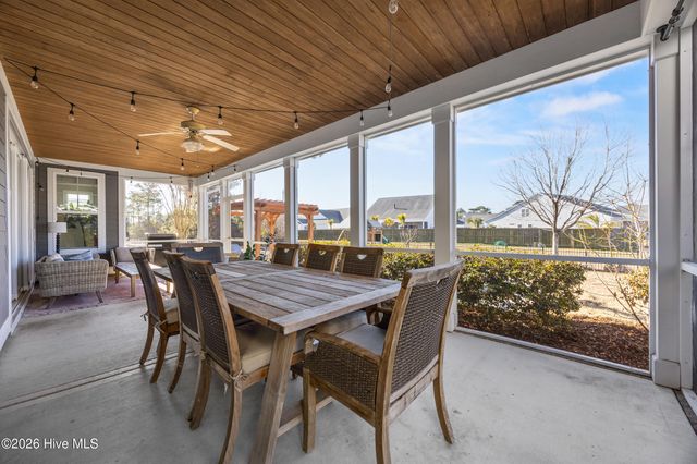 142 Sailor Sky Way, Hampstead, NC 28443