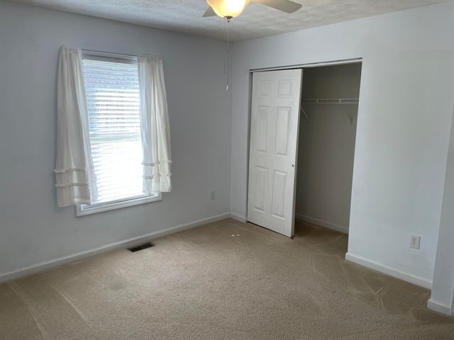 1008 Port Collins Road, Frankfort, KY 40601