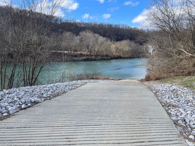 1008 Port Collins Road, Frankfort, KY 40601