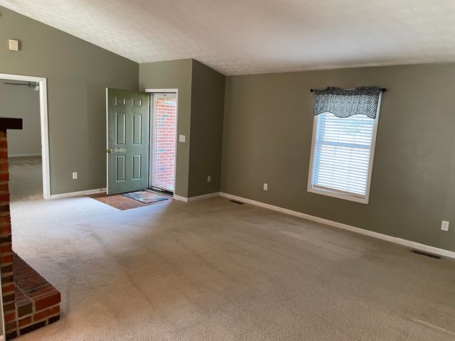 1008 Port Collins Road, Frankfort, KY 40601