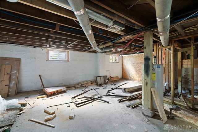 452 Allwen Drive, Dayton, OH 45406