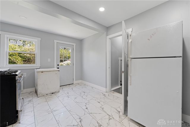 452 Allwen Drive, Dayton, OH 45406