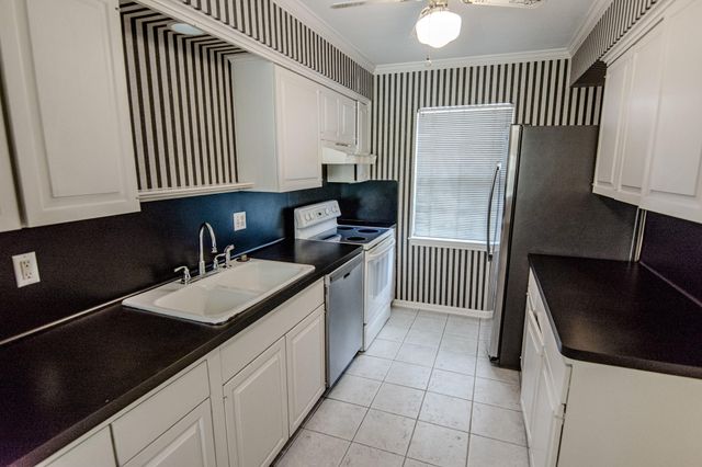 2031 Winrock Boulevard 162, Houston, TX 77057