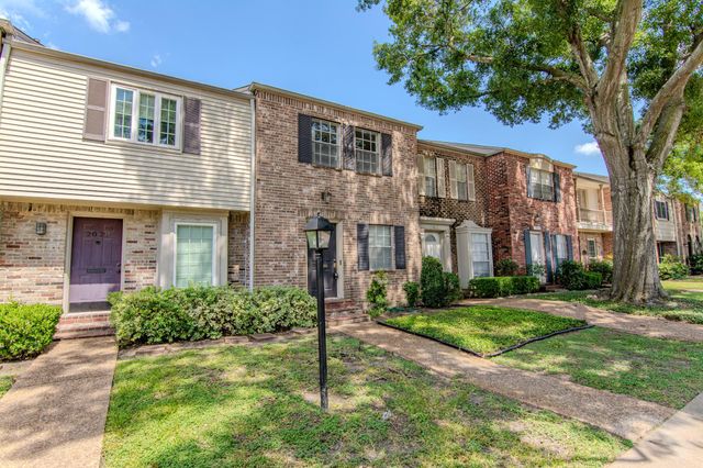 2031 Winrock Boulevard 162, Houston, TX 77057