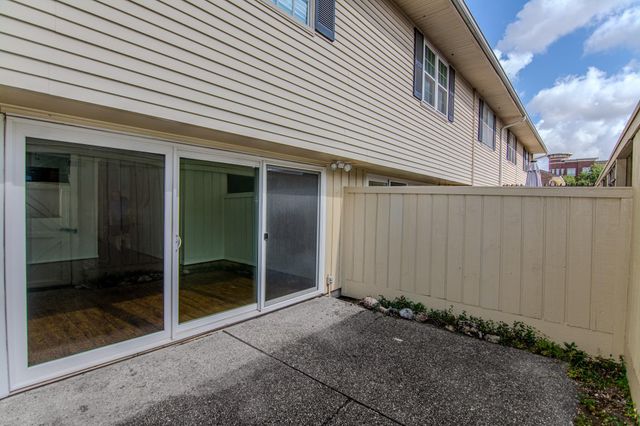 2031 Winrock Boulevard 162, Houston, TX 77057