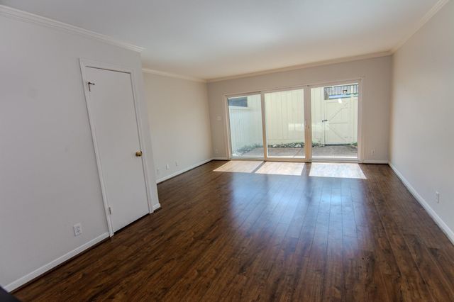 2031 Winrock Boulevard 162, Houston, TX 77057