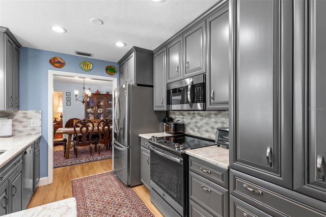 6249 HILLSIDE AVENUE, Seminole, FL 33772