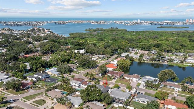 6249 HILLSIDE AVENUE, Seminole, FL 33772