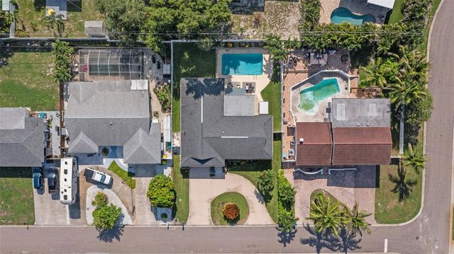 6249 HILLSIDE AVENUE, Seminole, FL 33772