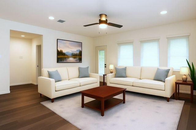 383 Westlake Terrace Drive, Conroe, TX 77304