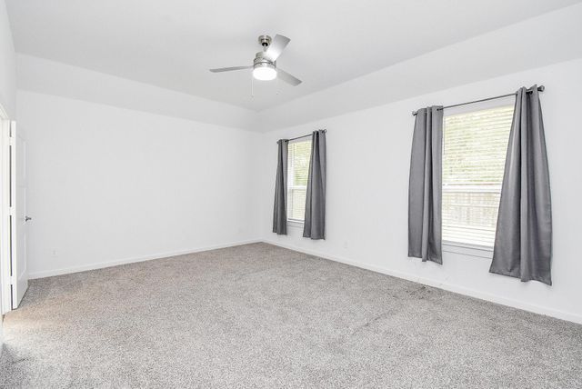 383 Westlake Terrace Drive, Conroe, TX 77304