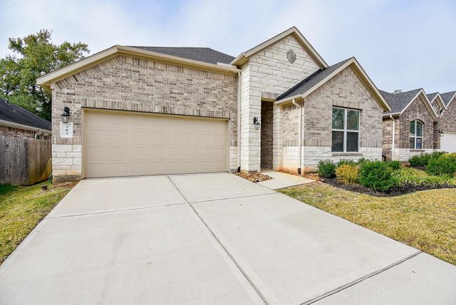 383 Westlake Terrace Drive, Conroe, TX 77304