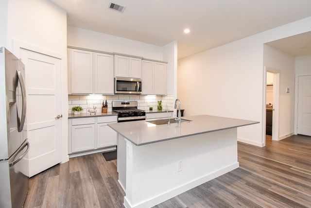 383 Westlake Terrace Drive, Conroe, TX 77304