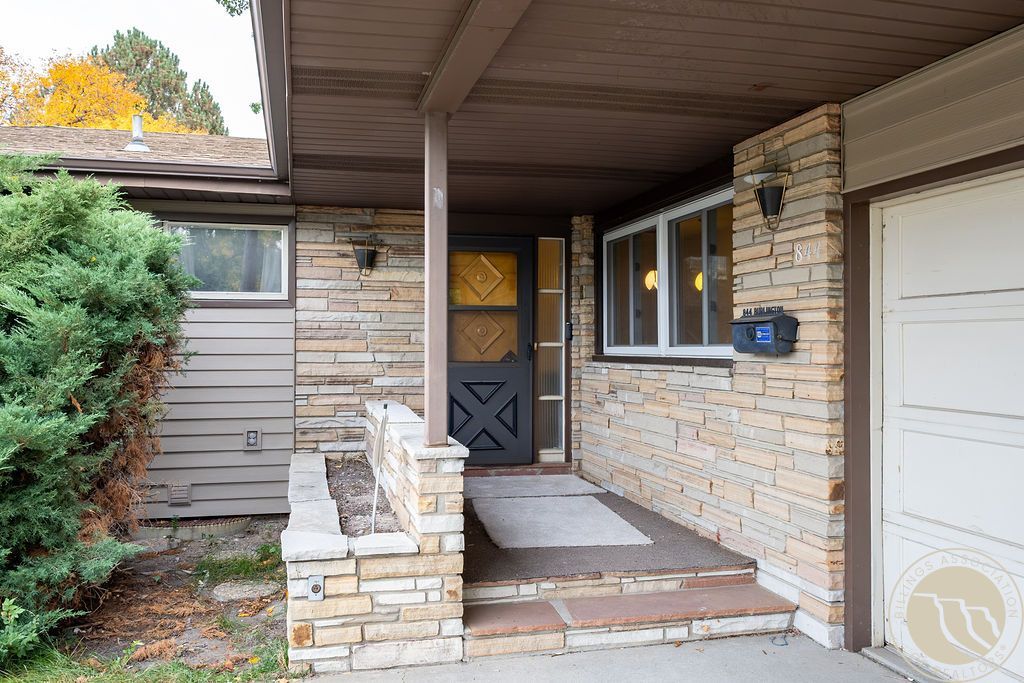 844 Burlington Avenue, Billings, MT 59102 photo 2