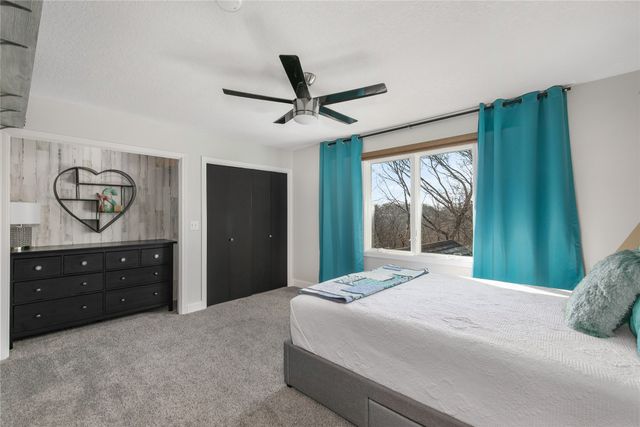 2716 Jordan Grove, West Des Moines, IA 50265