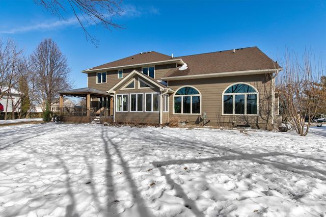 2716 Jordan Grove, West Des Moines, IA 50265