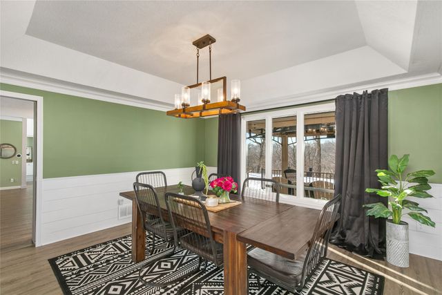 2716 Jordan Grove, West Des Moines, IA 50265