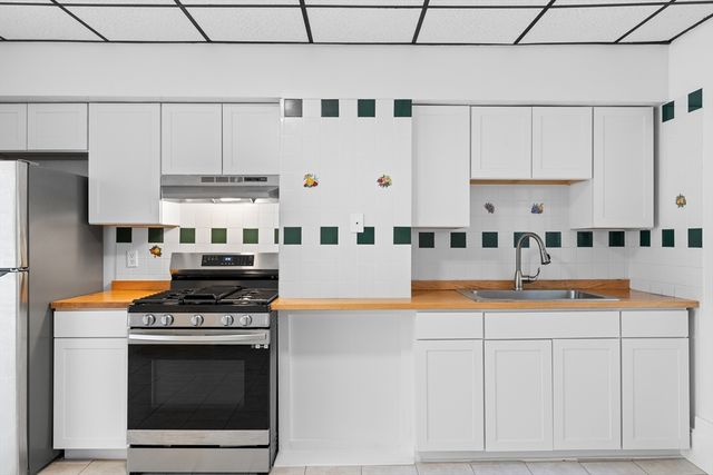 212 Princeton St 1, Boston, MA 02128